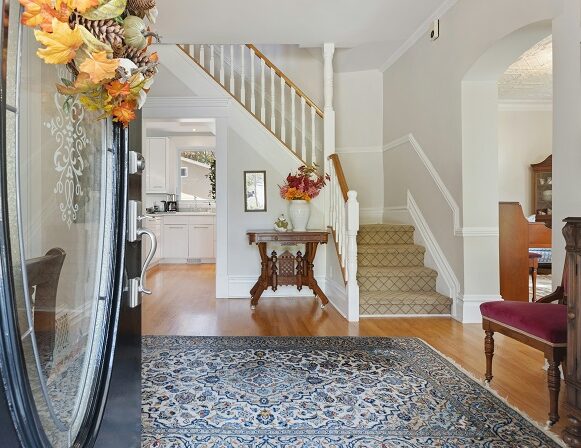 entryway decor