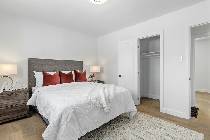 relaxing bedroom