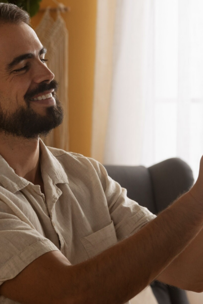 Tuun Mental Wellness App: How Daily 5-Minute Cards Help You Feel Grounded Again