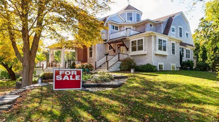 Selling a House As-Is in Topeka, Kansas: A Practical Seller’s Checklist