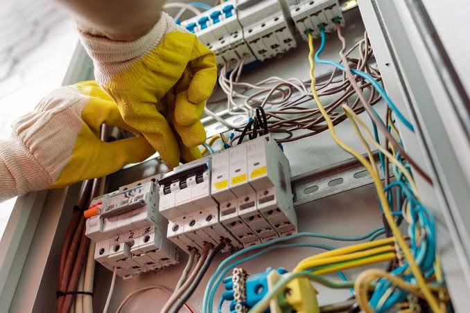 How an Electrician in Kiama Handles the Quirks of Coastal Property Wiring
